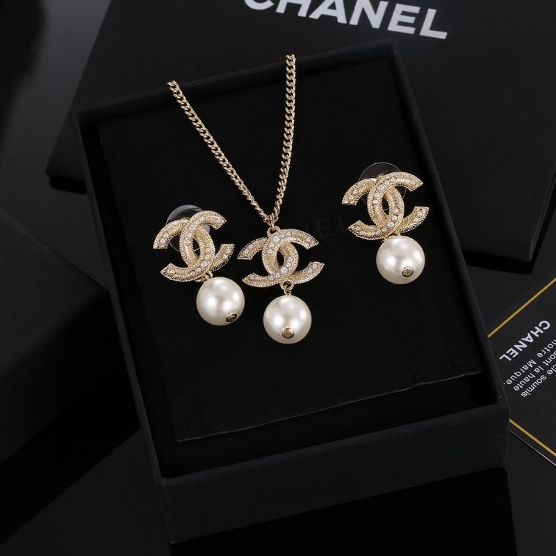 Ch**el necklaces